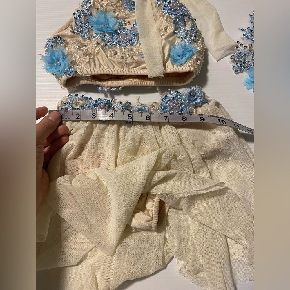 Glamour solo dance costume 2 piece white blue lyrical contemporary MC med child - Picture 8 of 11